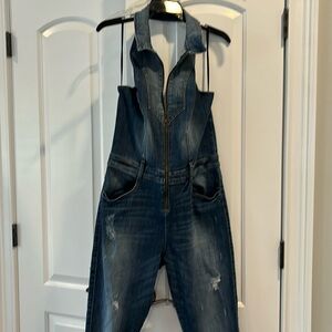 GUESS Jumpsuit Los Angeles Overalls Women's size 12, very sexy looking!